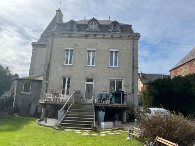Le Petit Chateau Saint-Michel  Εξωτερικό φωτογραφία