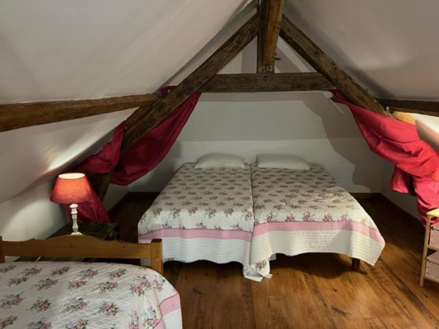 Le Petit Chateau Saint-Michel  Δωμάτιο φωτογραφία